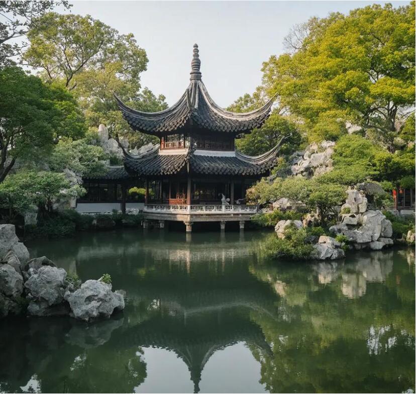 陆丰雨韵土建有限公司